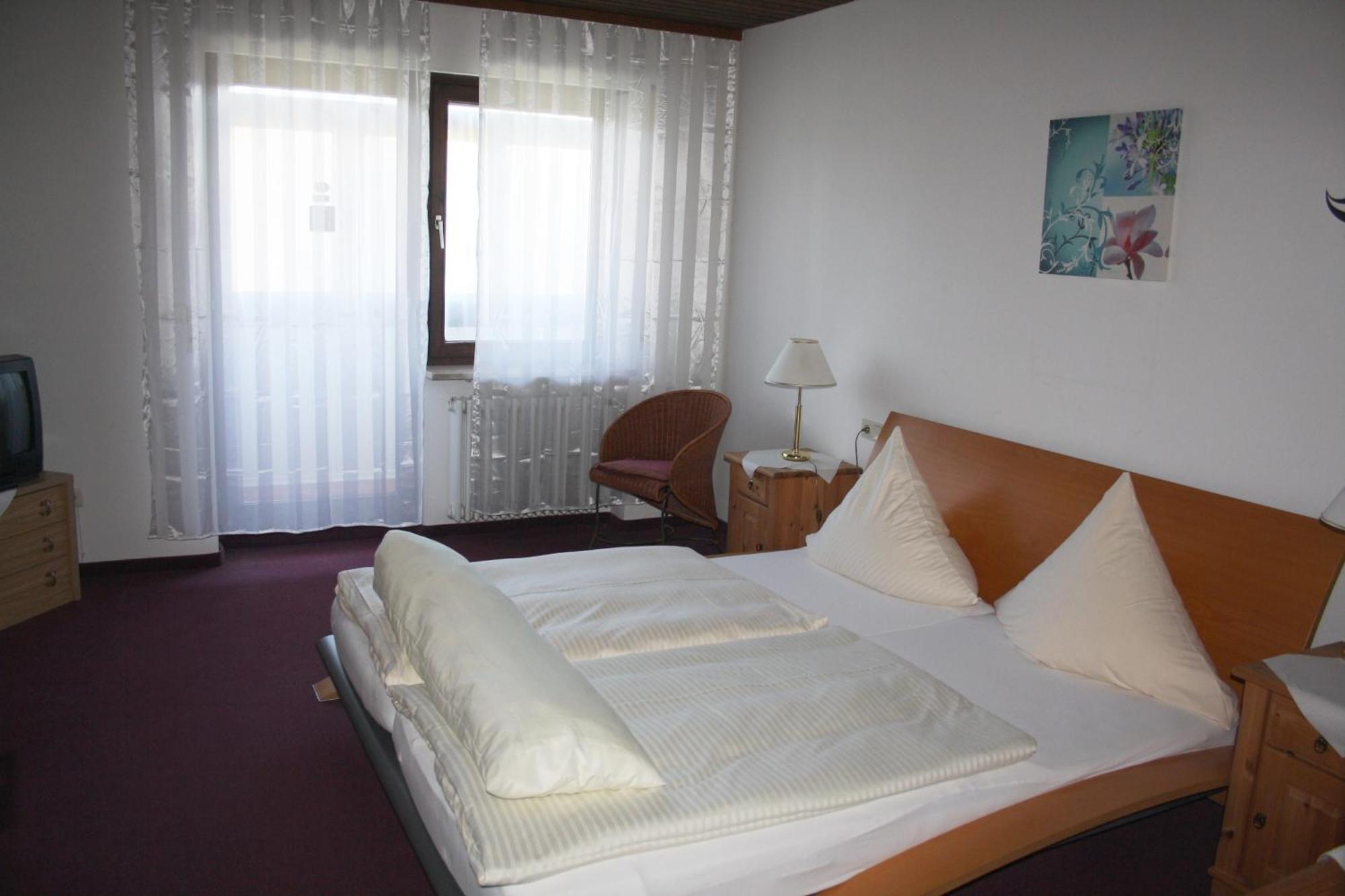 Отель Ampertal Haag an der Amper Номер фото