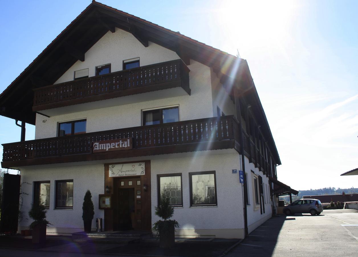 Отель Ampertal Haag an der Amper Экстерьер фото